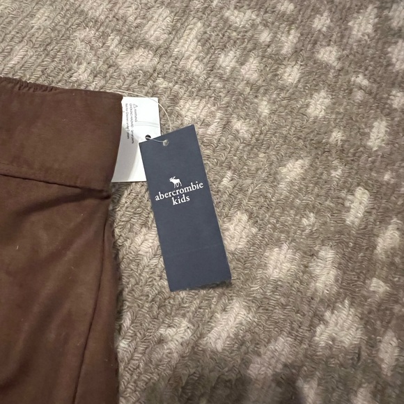 Girls Brown Button-Front Light Suede Skirt - Picture 4 of 7